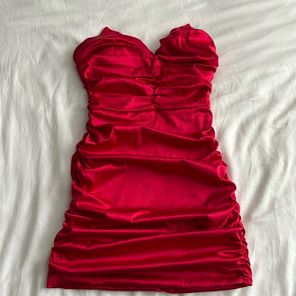 Fashion Nova Sexy Bodycon Ruched Red Dress